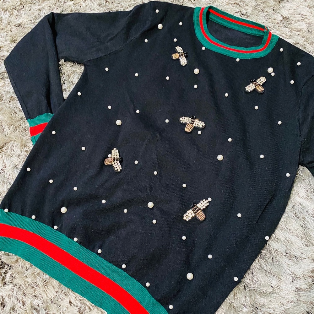NWOT beaded bumble bee embellished sweater.